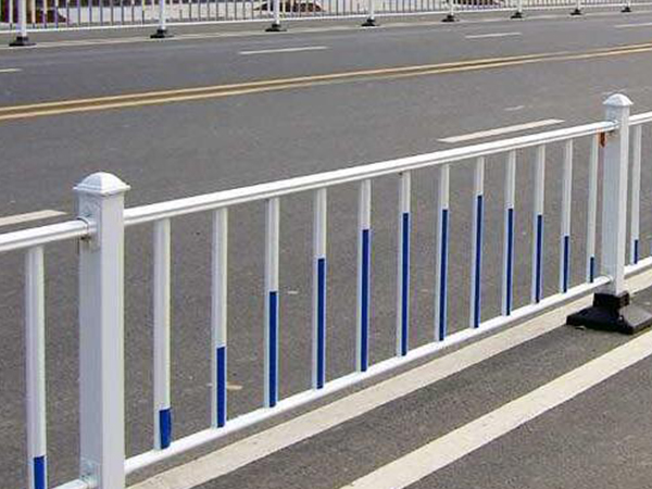 道路護欄